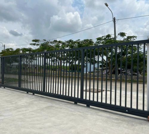 Cửa cổng trượt tự động cho nhà máy cần chú ý những gì Cửa cổng trượt tự động cho nhà máy cần chú ý những gì