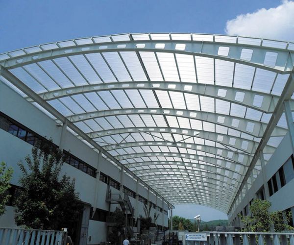 Các loại tôn phù hợp với sân thượng nhà ở hiện nay